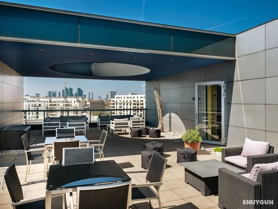 Plaza Hotel & Living Frankfurt - Dış Mekan