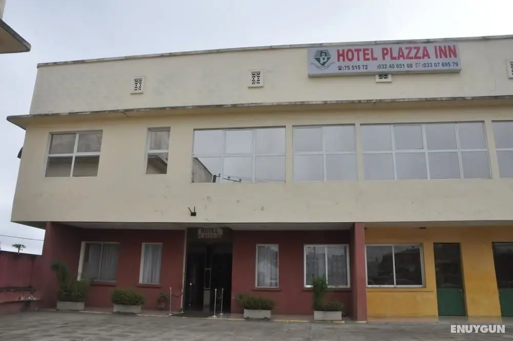 Hotel Plazza Inn - Dış Mekan