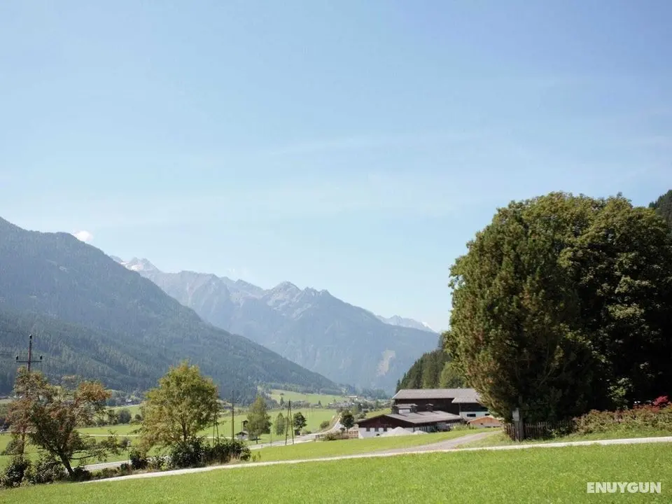 Pleasant Apartment in Stuhlfelden With Terrace - Konum Öne Çıkanlar