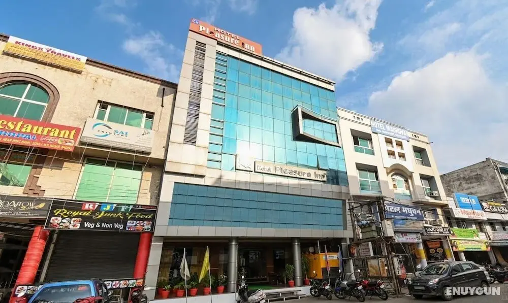 Hotel Pleasure Inn - Dış Mekan