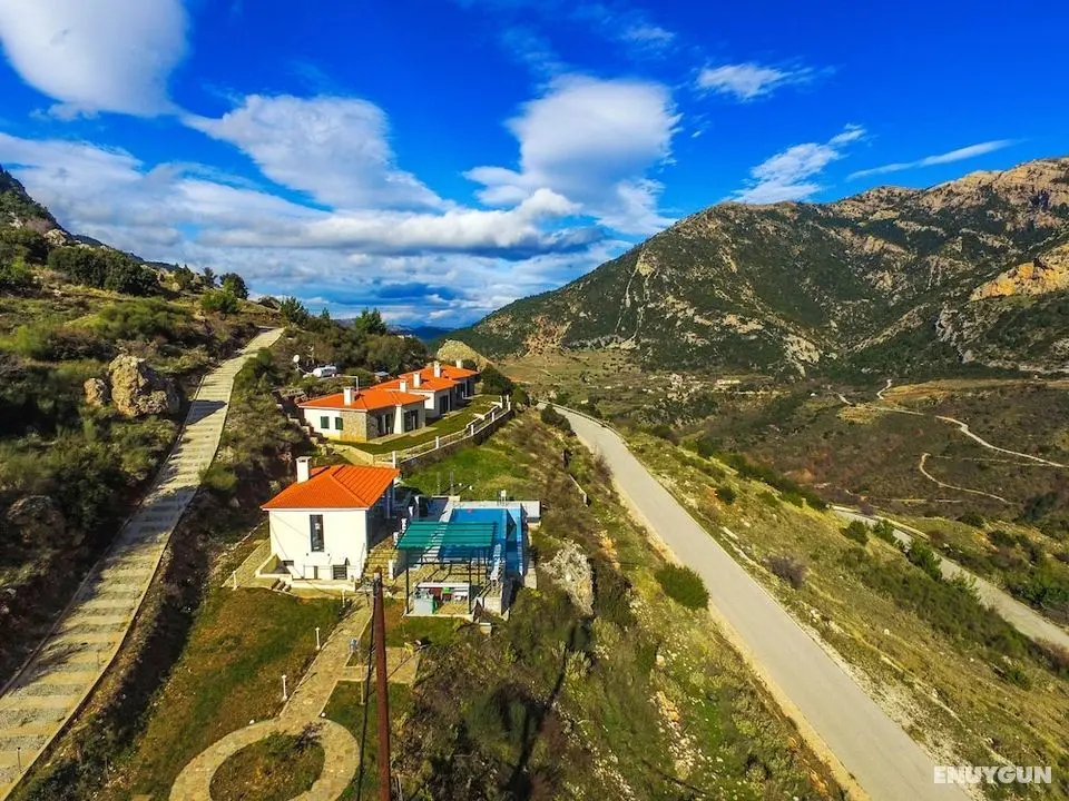 Pleiades Village - Öne Çıkan Resim