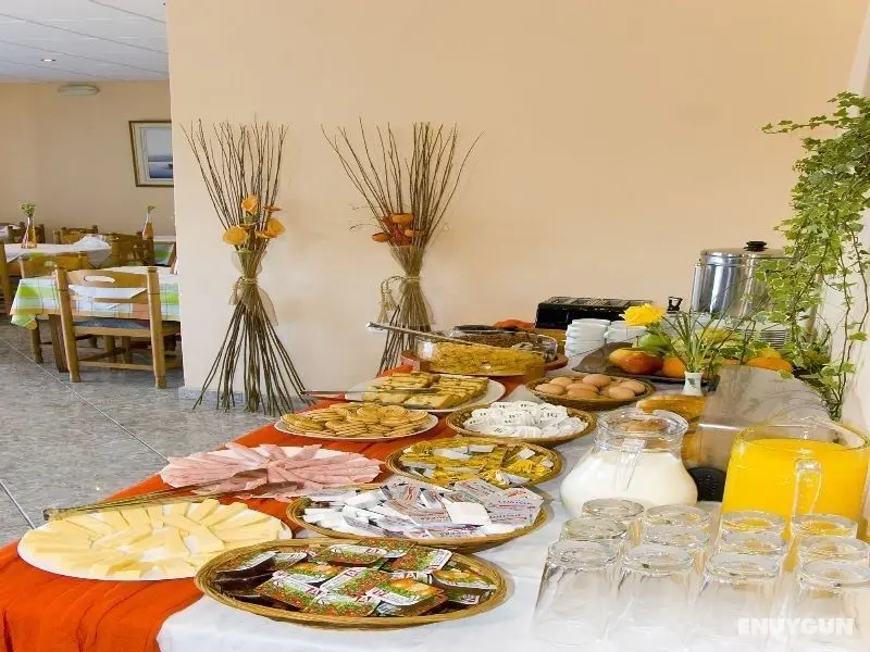 Plessas Palace Aparthotel - Yeme / İçme