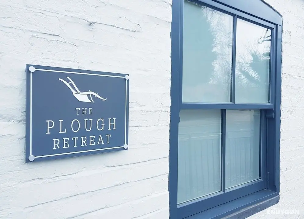 The Plough Retreat - Öne Çıkan Resim