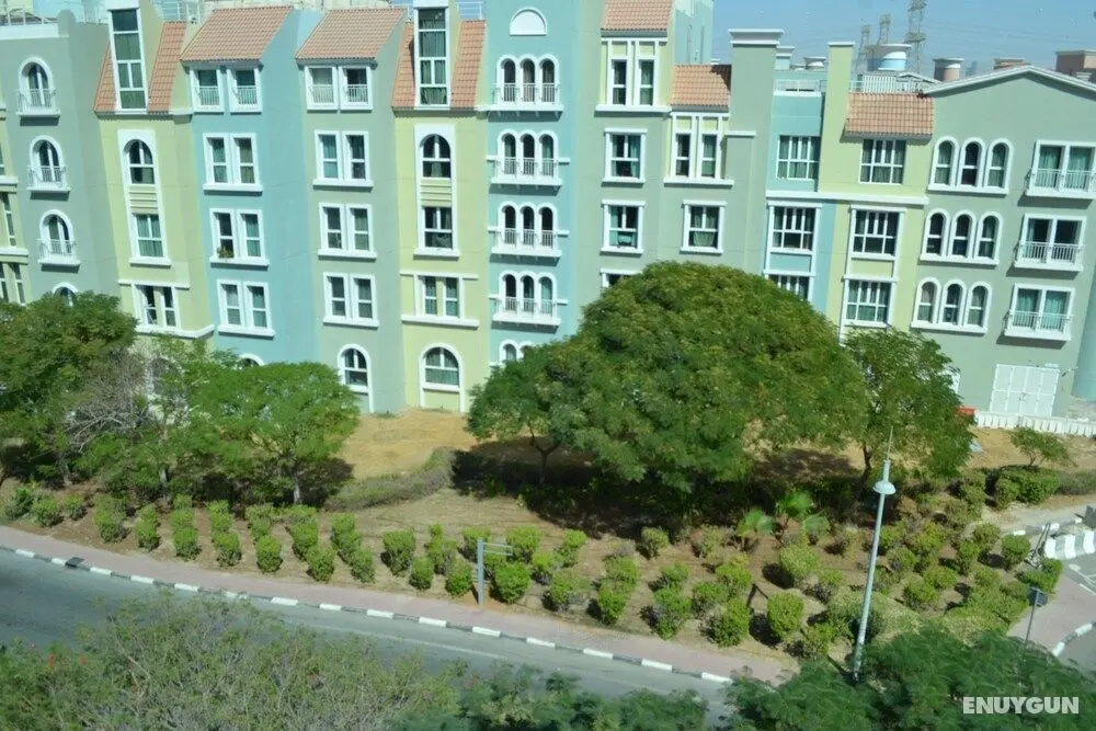 PNE - Furnished spacious bright 1BR - Dış Mekan