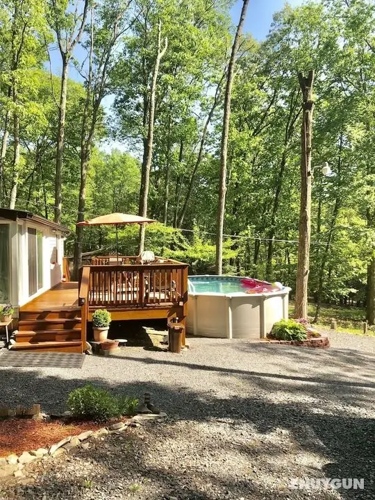 Pocono private retreat - Öne Çıkan Resim