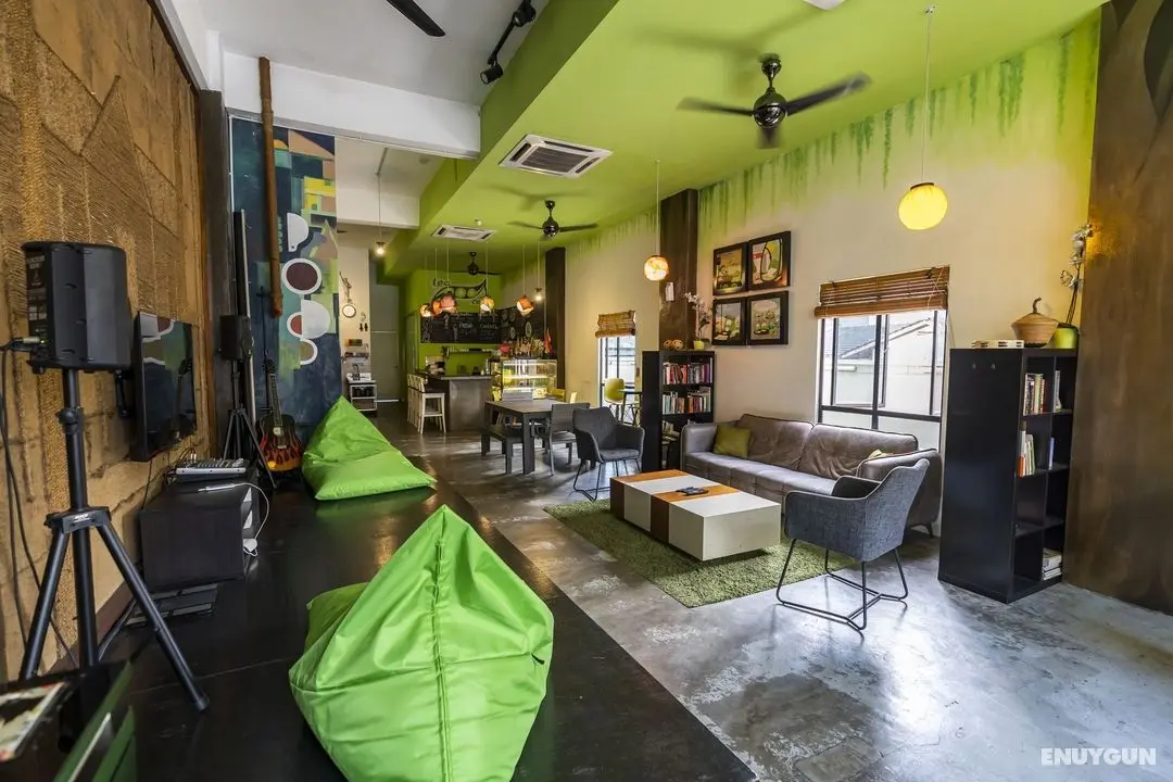 PODS THE BACKPACKERS HOME CAFE - Öne Çıkan Resim