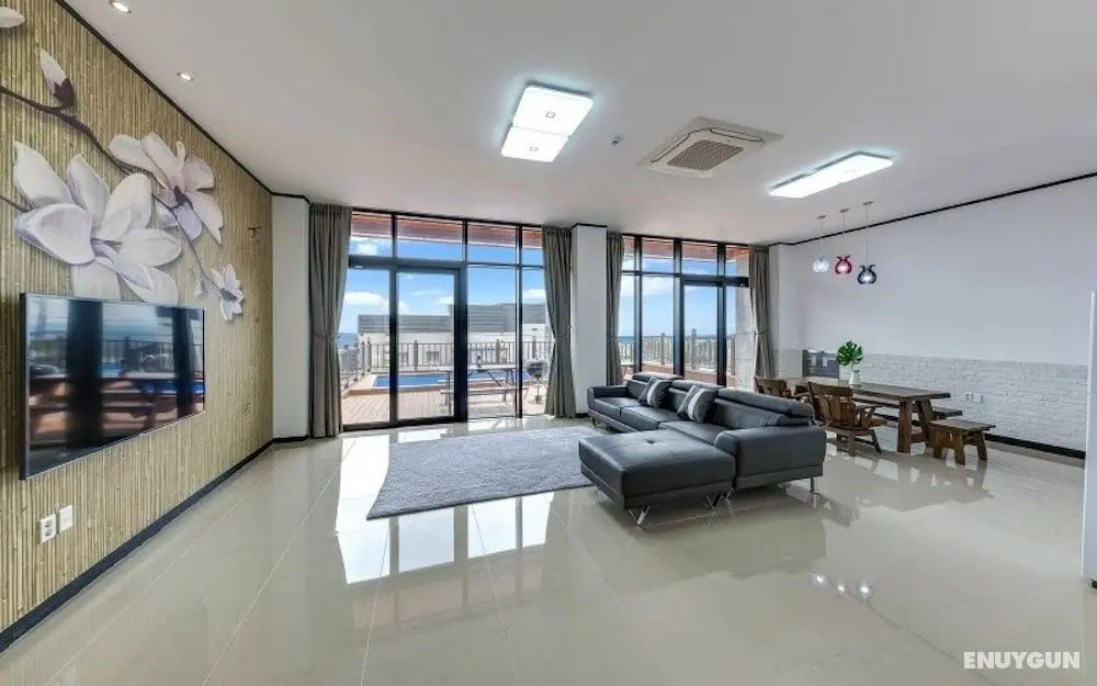Pohang The East Pool Villa Pension - Oda