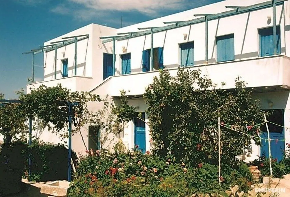 Politimi studios - Dış Mekan