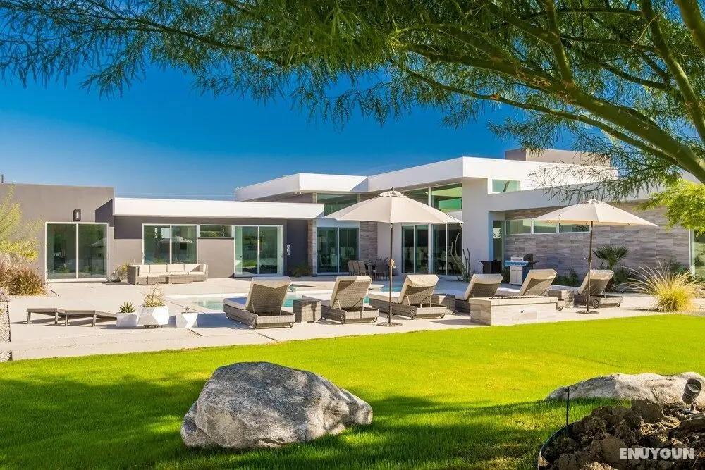 Polo Villa 1 by Avantstay Celebrity Prestigious Pad Next 2 Polo Field Permit#217106 5 Bedrooms - Öne Çıkan Resim