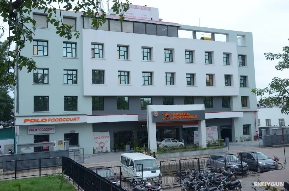 Hotel Polo Max Allahabad - Dış Mekanlar