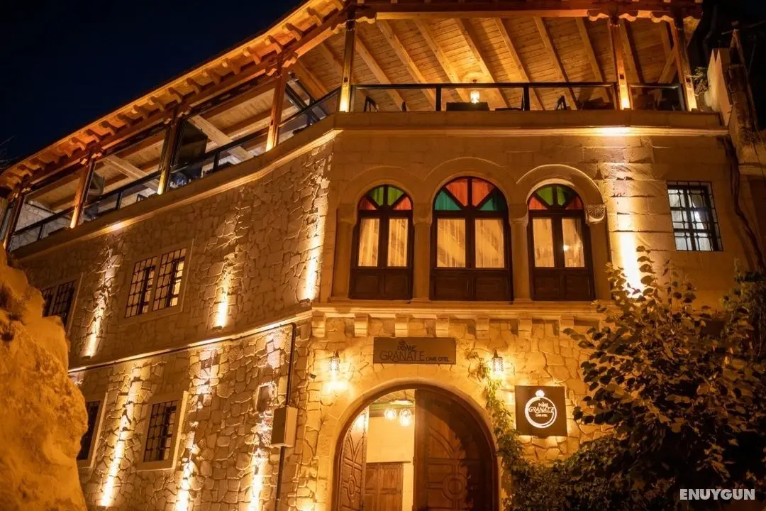 Pome Granate Cave Hotel - Gece Görünümü