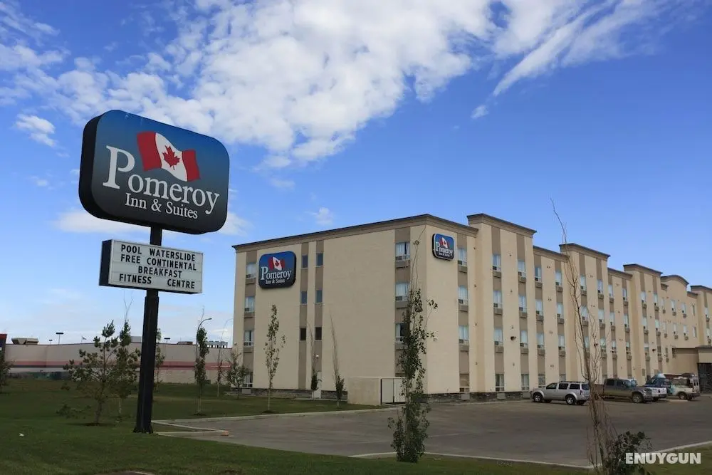 Pomeroy Inn & Suites Hotel Dawson Creek - Dış Mekan