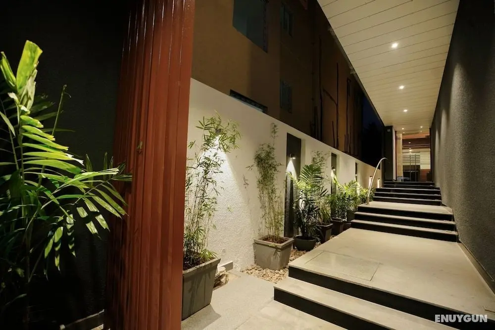 The Pommels Business Hotel - Dış Mekan