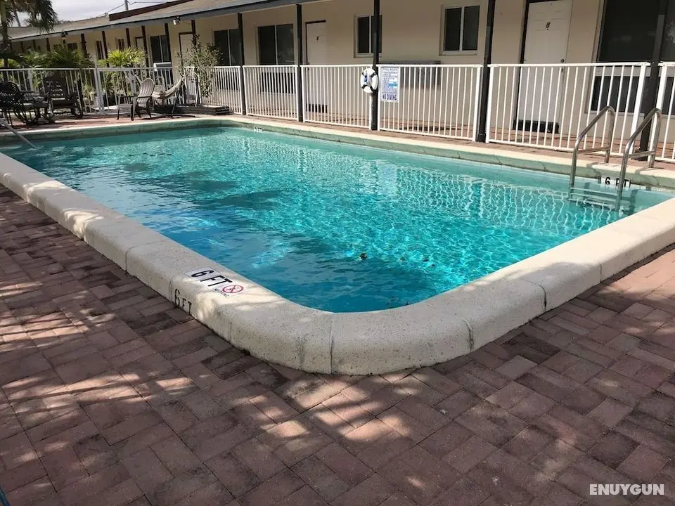 Pompano Breeze - Havuz