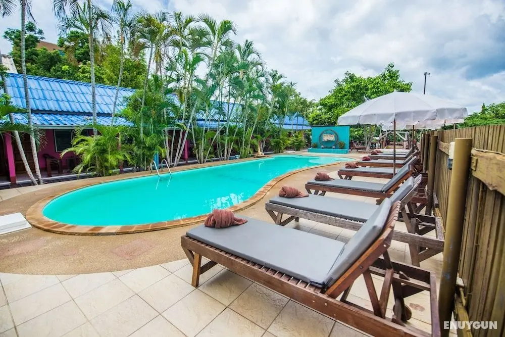 Pongphen Guesthouse - Havuz