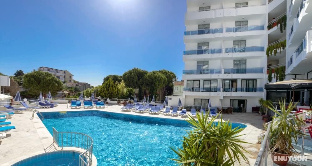 Ponz Otel Kuşadası