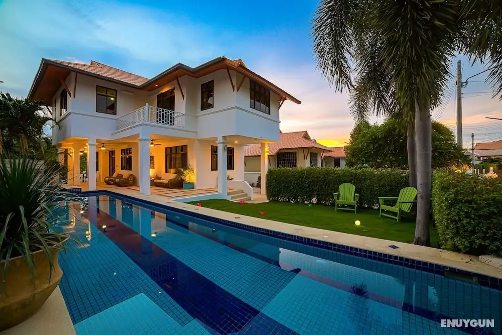 Pool villa 4 BR walking to Beach HV - Öne Çıkan Resim