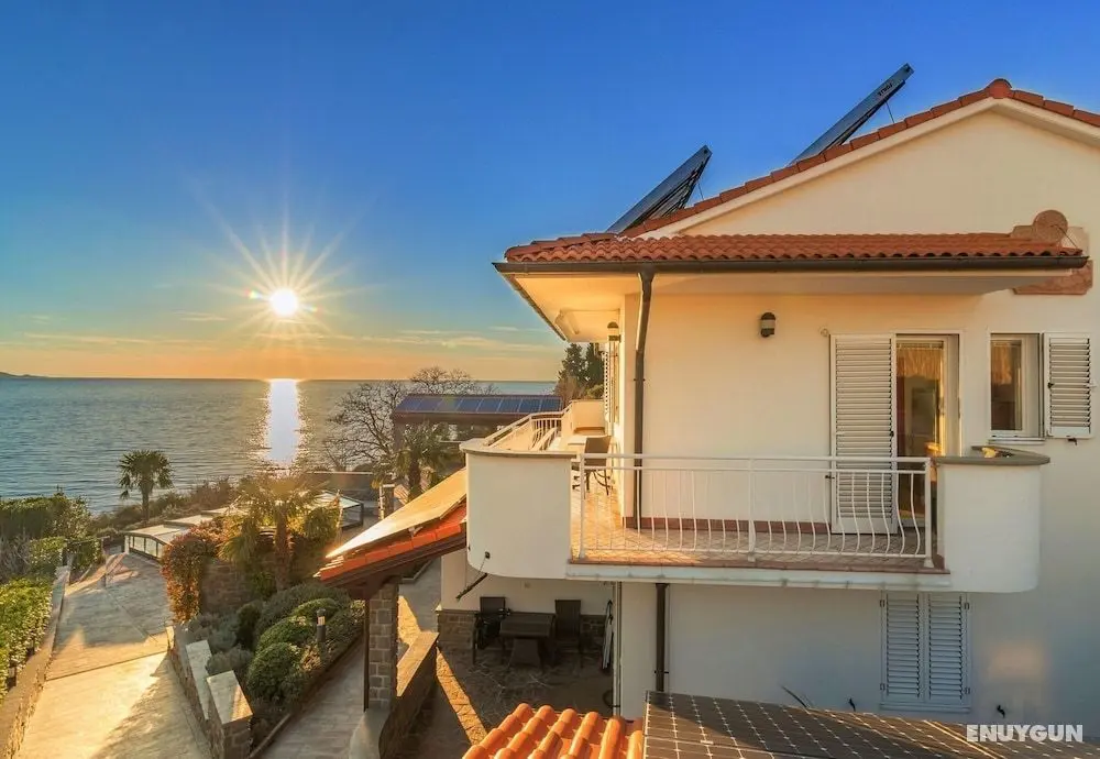 Pool Apartment Debeli Rtič 3 - Dış Mekan