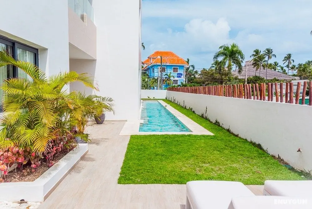 Pool Garden Luxury Apt - Havuz