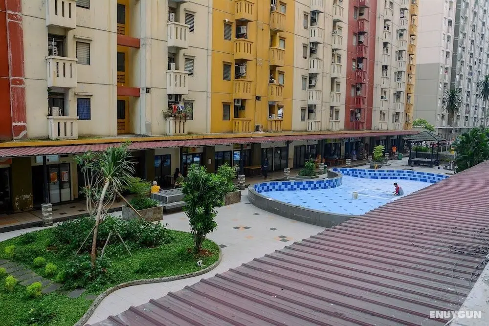Pool View 2BR Apartment at Casablanca East Residences - Dış Mekan
