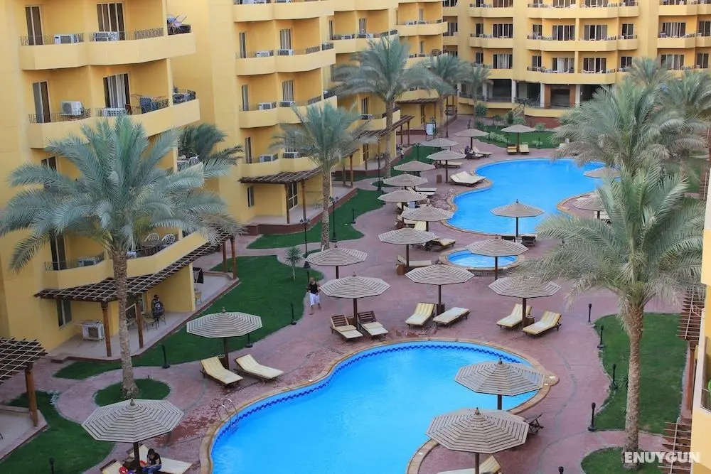 Pool View Apart At British Resort 252 - Öne Çıkan Resim