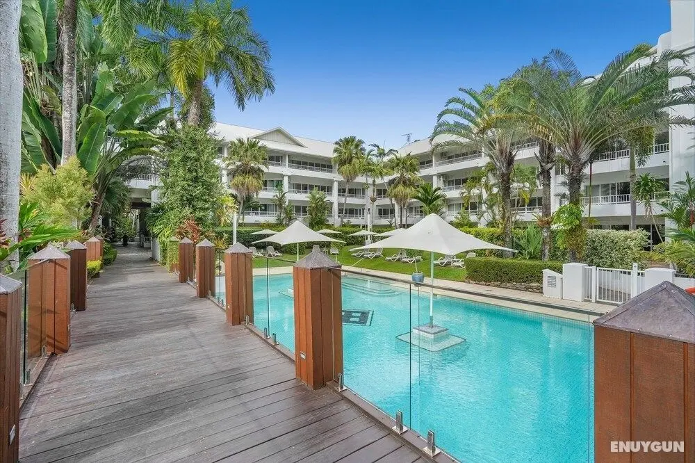 Poolside Apt In Alamanda Beachfront Resort 41 - Havuz