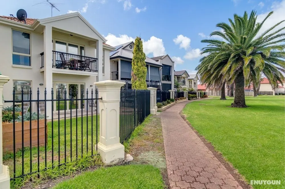 Port Adelaide Harbourside Home - Öne Çıkan Resim