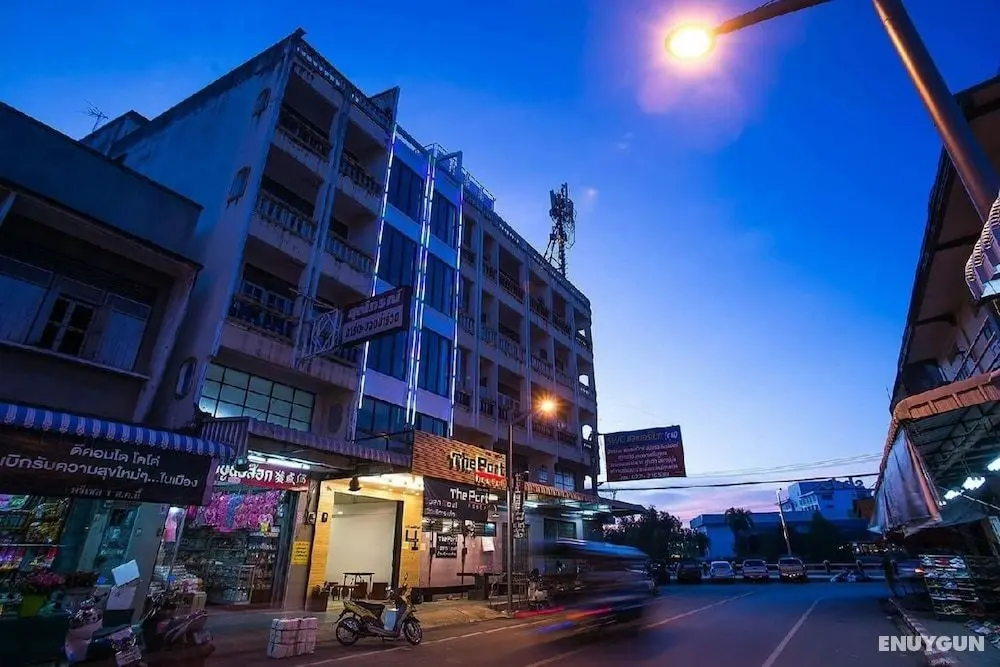 The Port Hostel By Suwatchai - Öne Çıkan Resim