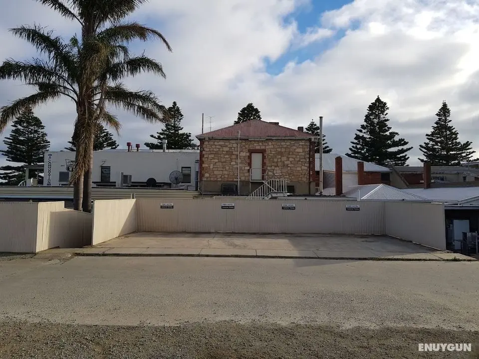 Port Lincoln Pier Hotel - Otopark