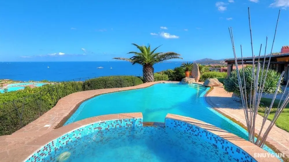 Porto Cervo Luxury Villa With Private Pool and Magnificent View - Oda
