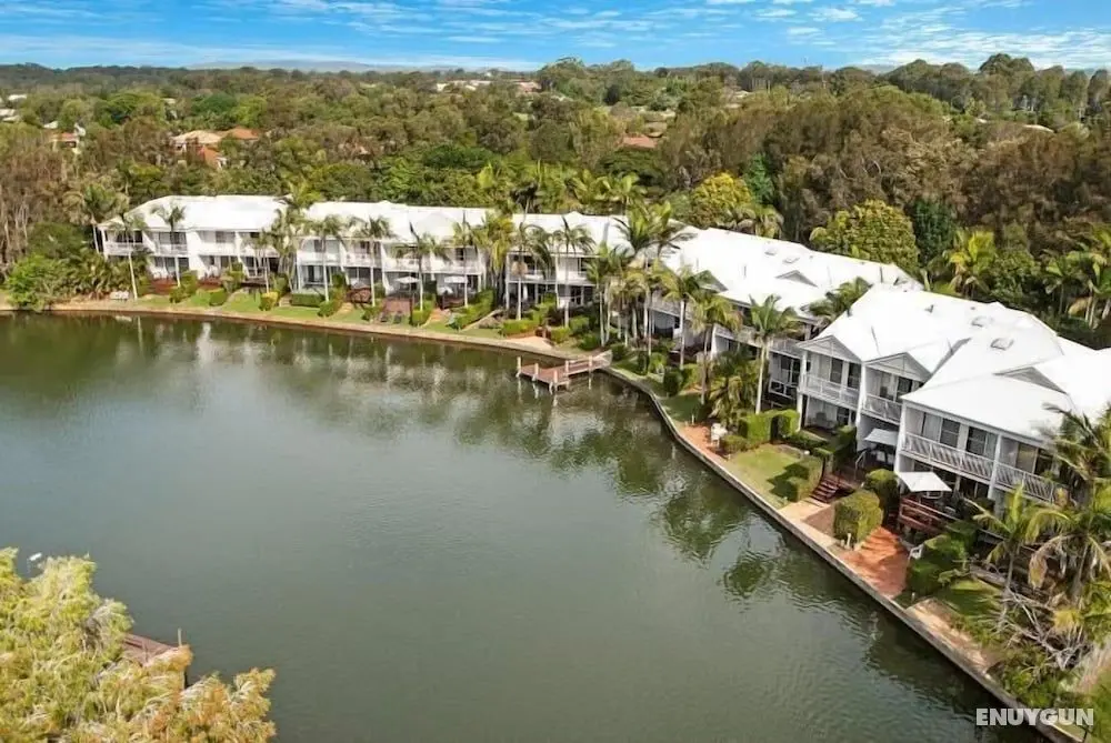Portside Noosa Waters - Öne Çıkan Resim