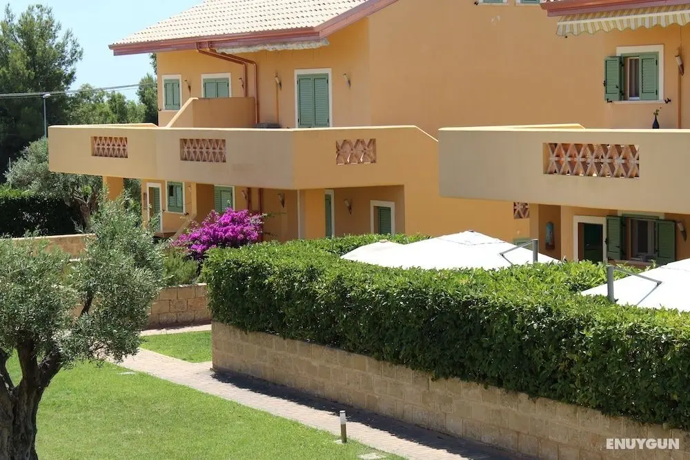 Poseidon Swim & Restaurant Aparthotel - Dış Mekan