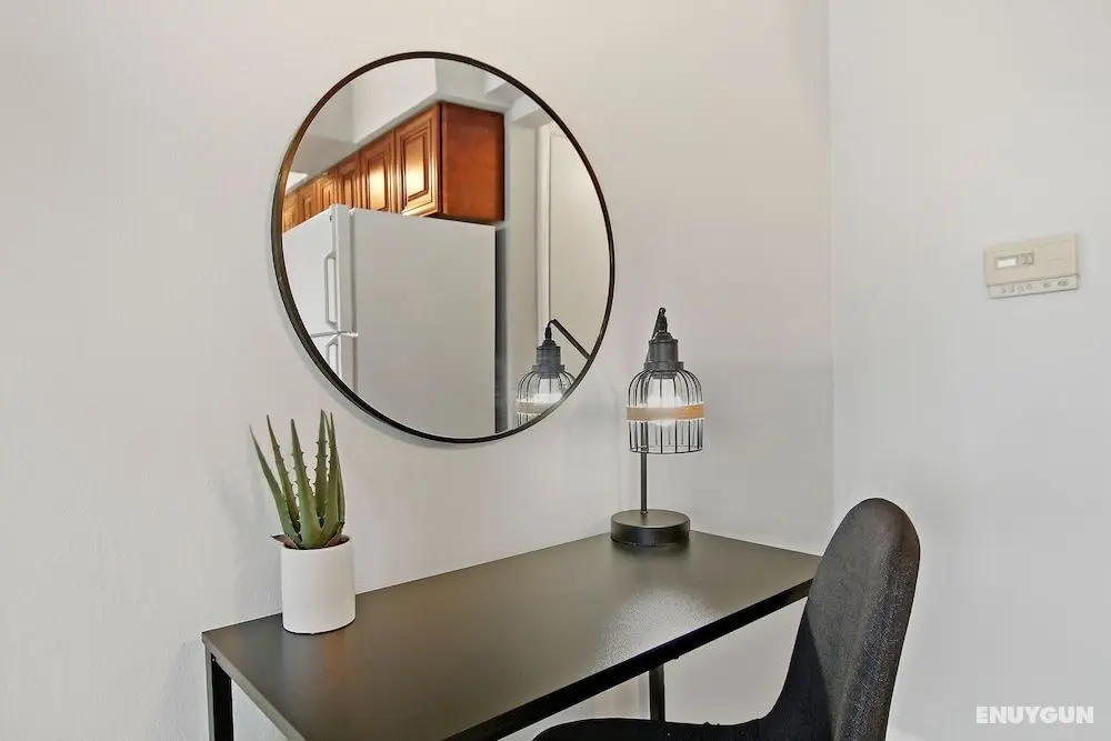 Posh 1BR Apartment in Arlington Heights - Oda