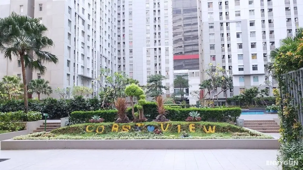 Posh 2BR Apartment at Green Bay Pluit By Travelio - Dış Mekan