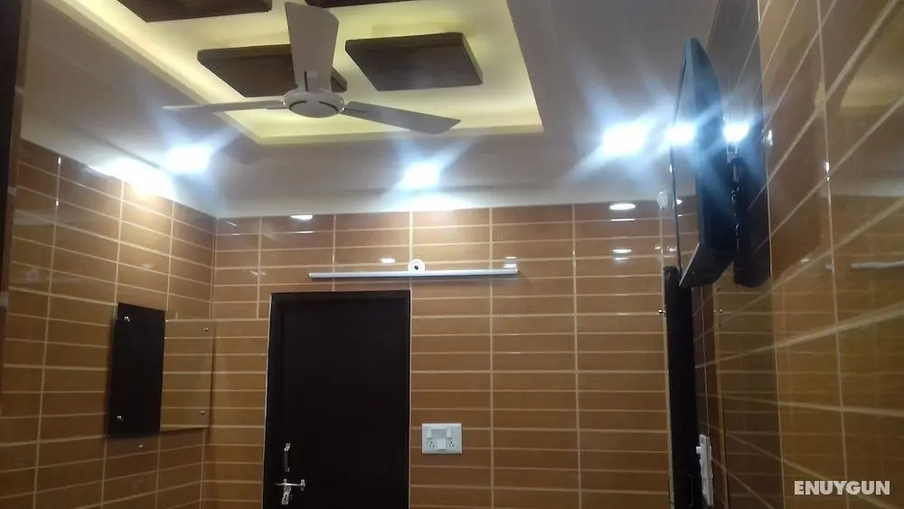 Posh Sdelhi Foreigners Area, Vsafe, Lajpat Ngr-2 - Öne Çıkan Resim