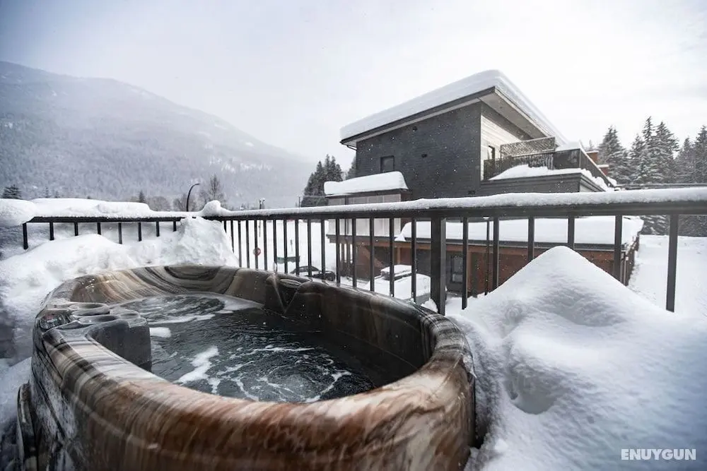 Powder Village Retreat - Oda Manzaraları