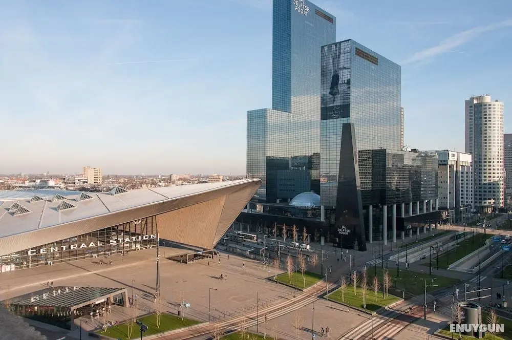 PREMIER SUITES PLUS Rotterdam - Konum Öne Çıkanlar