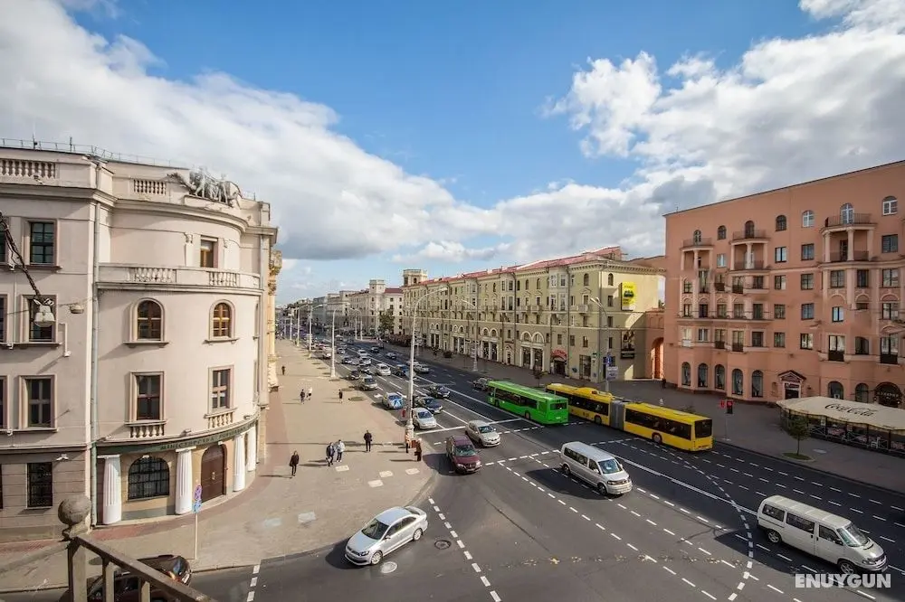 Premium Apartment Minsk - Oda Manzaraları