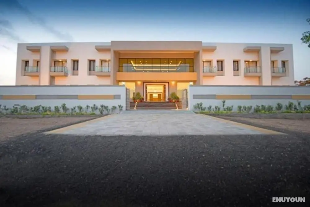 Hotel President Banquet & Lawns - Dış Mekan