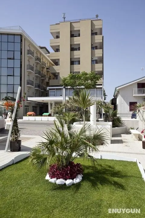Hotel President - Öne Çıkan Resim