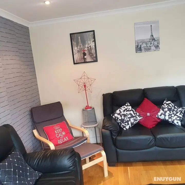 Pretty 4 Double Bedroom Home With 3 Bathrooms - Öne Çıkan Resim