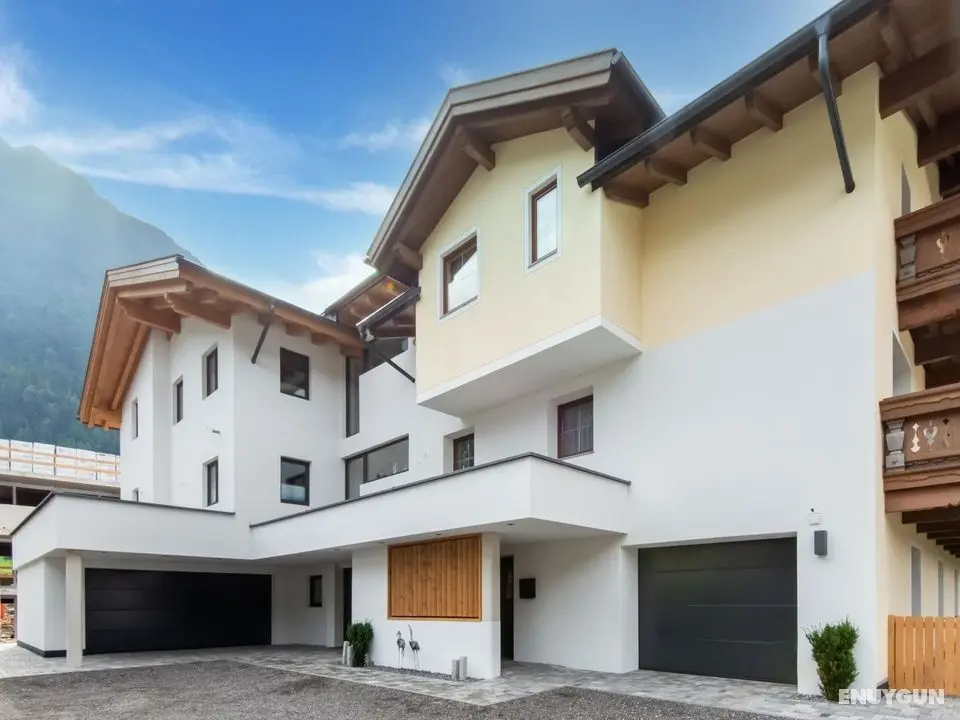 Pretty Apartment in Umhausen With a View From the Balcony - Öne Çıkan Resim