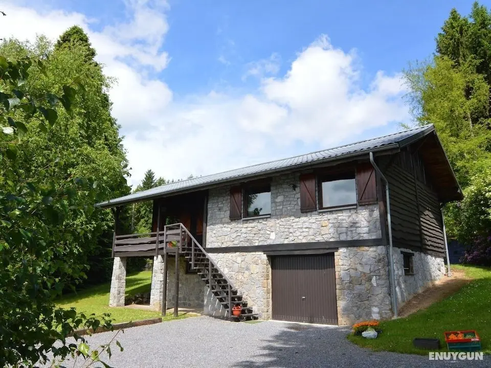 Pretty Cottage Ardennes near Valley of Lesse & Semois - Öne Çıkan Resim