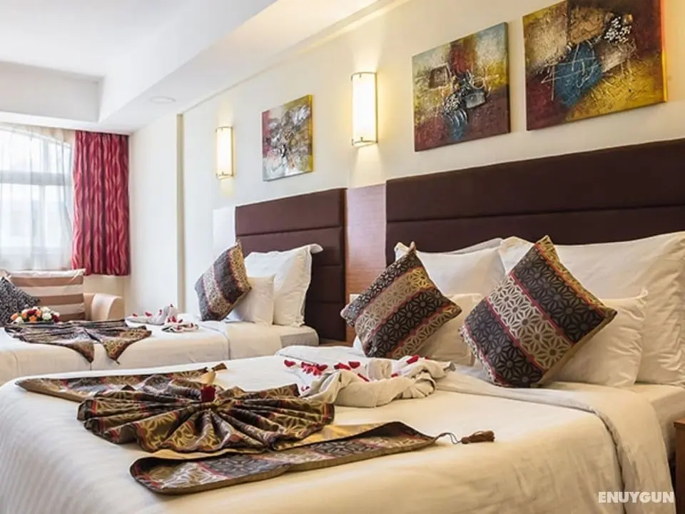 Prideinn Mombasa City 5 - Öne Çıkan Resim
