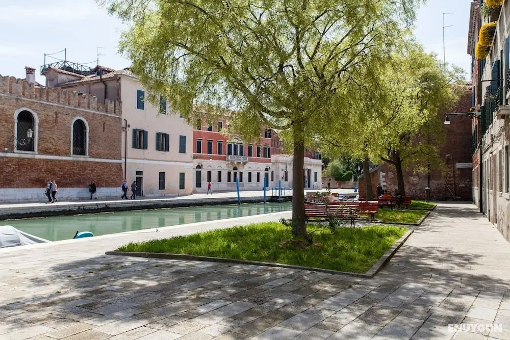 Prince Apartments - Dış Mekan