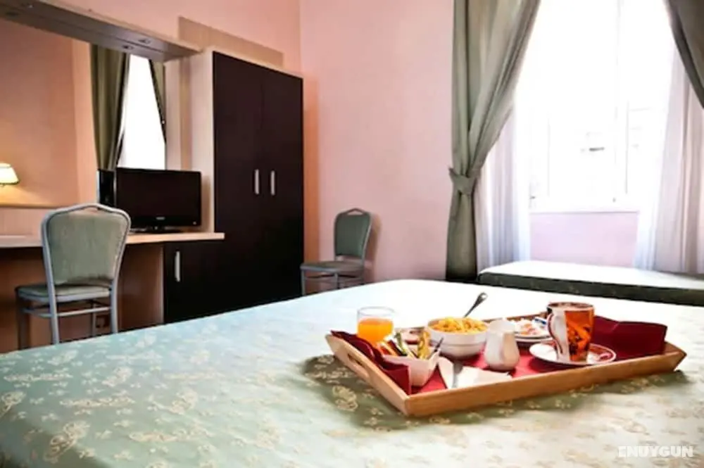 Hotel Priscilla - Öne Çıkan Resim