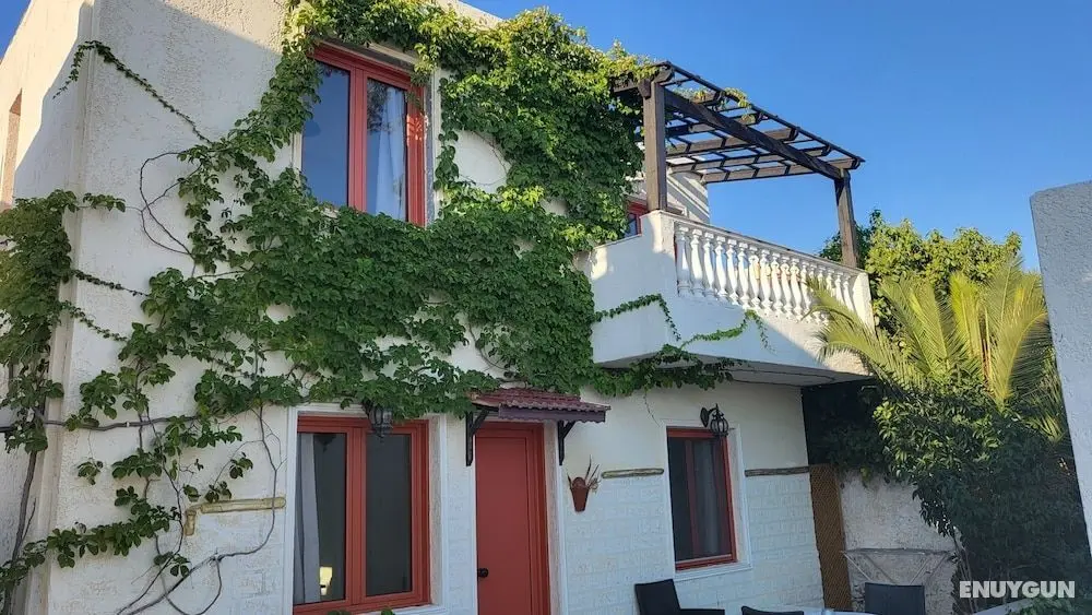 Private Villa Full View for up to 10 Vacationers - Öne Çıkan Resim