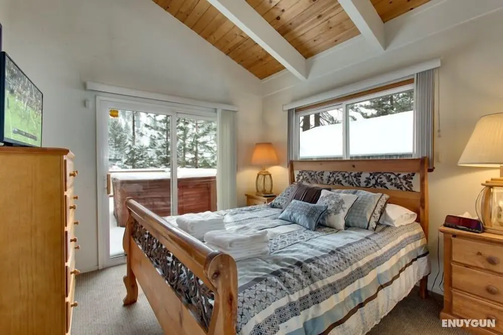 Private Hot Tub, In the Heart of Tahoe - Oda