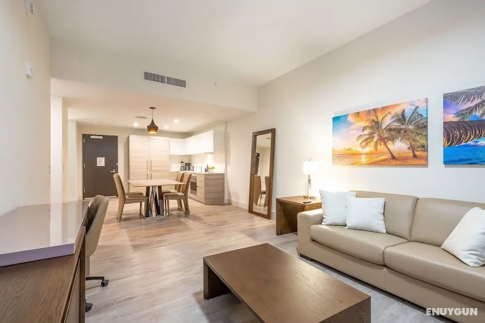 Private Luxury Condos at Costa Hollywood - Öne Çıkan Resim