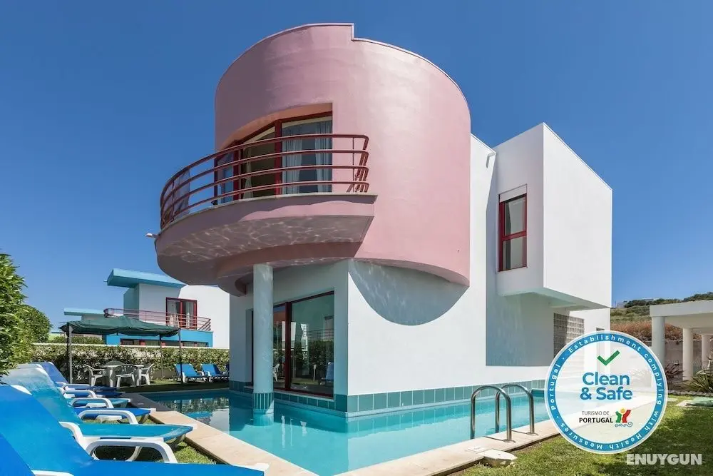 Villa With Private Pool, Garden, Terrace and Marina View - Öne Çıkan Resim